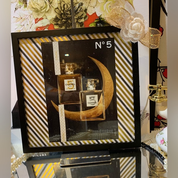 Surprise!🤩Chanel cosmetics sack and CHANEL framed advertising handmade +goodies - Picture 3 of 16